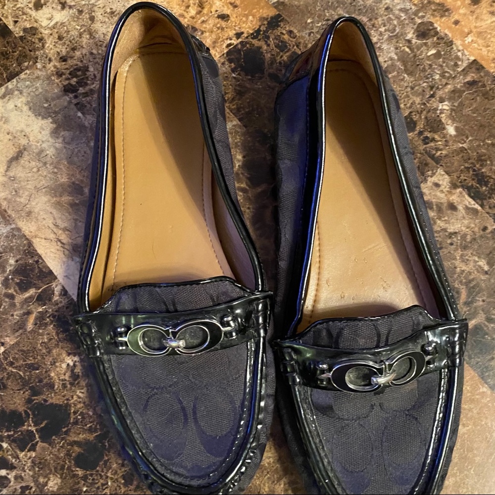 Coach flats